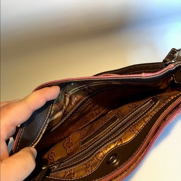 Tignanello Wine Handbag/shoulder/crossbody purse - Picture 5 of 13